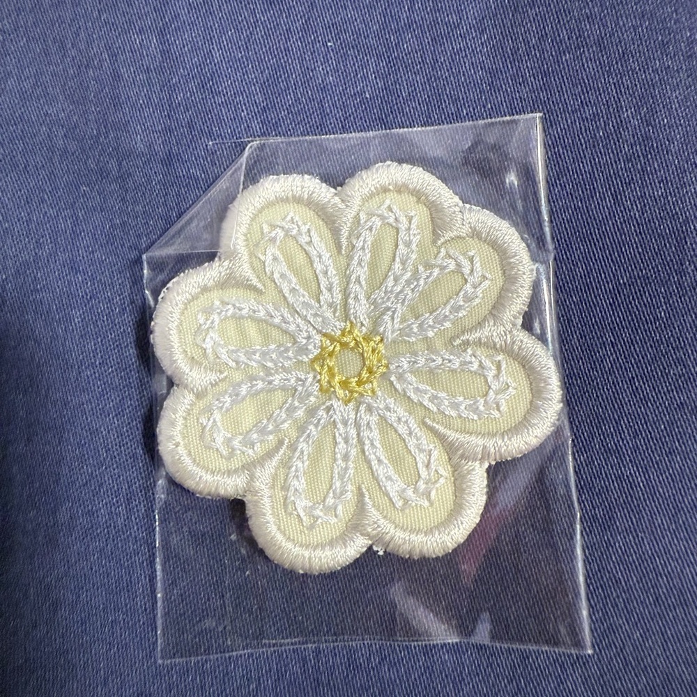 Stoney Clover Lane Cream and Gold Flower Patch